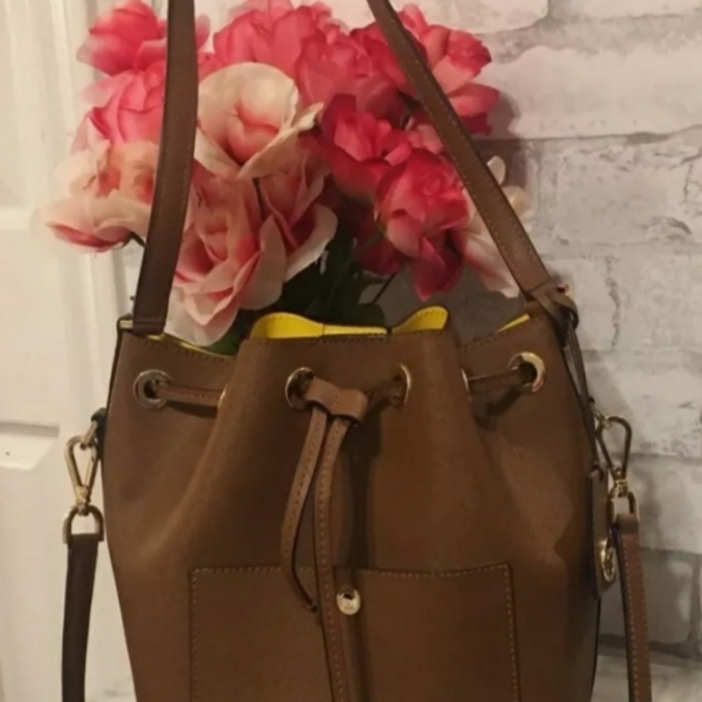 ❤SOLD❤Michael Kors Greenwich Drawstring Crossbody/Shoulder Bag❤EXCELLENT❤